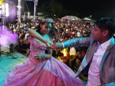 El pueblo entero se moviliz� y termin� celebrando con 2.000 personas en un estadio.