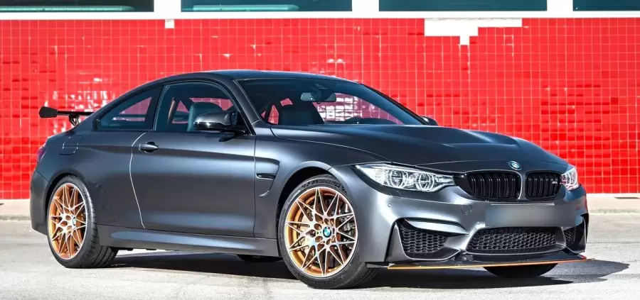 BMW M4 es el modelo que utilizaría Julián Santero/ Fuente: X