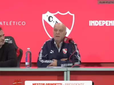 Grindetti en conferencia de prensa.