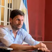 Santa Fe tiene nueva constituci�n: qu� poderes tendr� Maximiliano Pullaro