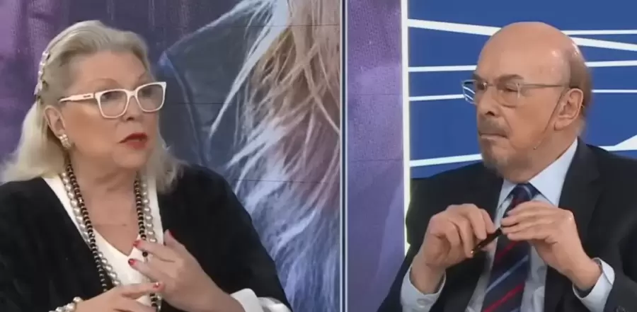 "Las instituciones no se recrean con gatos, ni con luchas internas de gente que ni siquiera tiene conocimiento ni memoria" (E. Carri�)