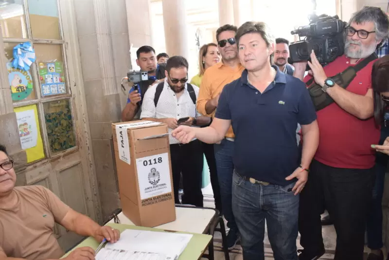 Lisandro Almirón el postulante libertario