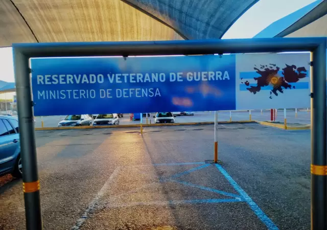 El hipermercado Makro de Mendoza dispone del estacionamiento diferenciado para Veteranos de Guerra/ Fuente: Ciudadano News