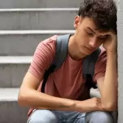 La felicidad disminuye a los 18 a�os: �a qu� edad se vuelve a ser feliz?