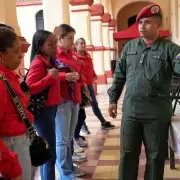 Maduro: "Ocho barcos con 1.200 misiles y un submarino nuclear apuntan" hacia Venezuela