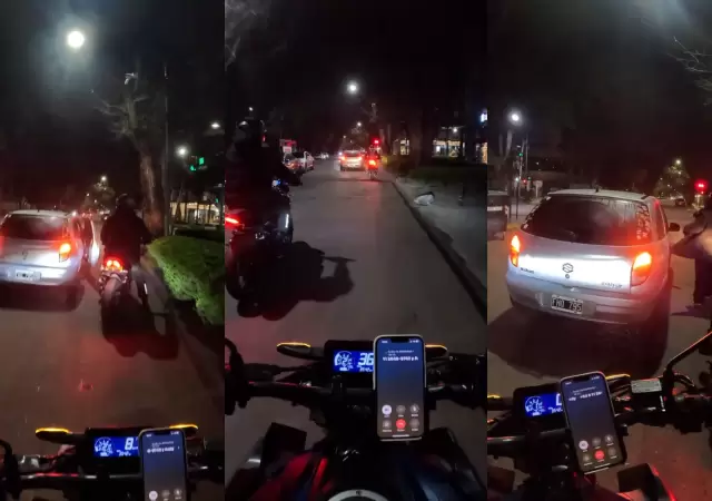 Casi tira a un motociclista por una maniobra imprudente.