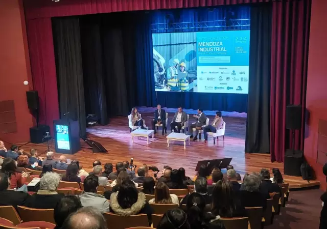 Expo y Foro Industrial Mendoza 2025 Producci�n Sostenible, Asinmet.