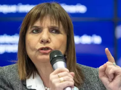 "El espionaje ilegal, guardado hasta la cercan�a electoral, muestra una operaci�n planificada y concertada en todas sus etapas" (P. Bullrich).