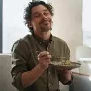 La psicolog�a detr�s de guardar tu plato favorito para el final