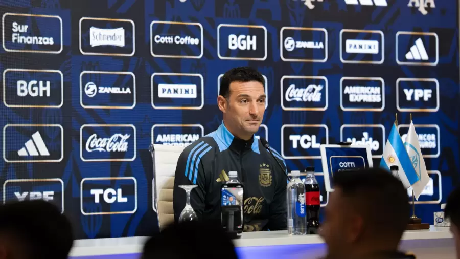 Scaloni habl� sobre el �ltimo partido de Messi en Argentina.