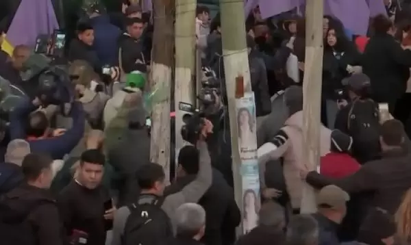 Incidentes en el cierre de campa�a de LLA.