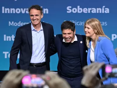Gabriel Katopodis, Axel Kicillof y Ver�nica Magario.