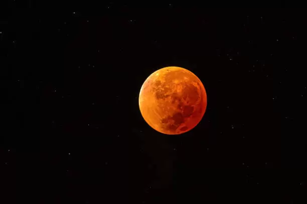 Eclipse lunar.