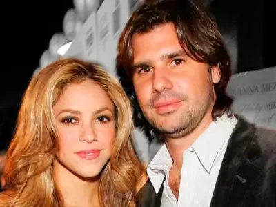 Shakira y Antonio juntos en los 2000.
