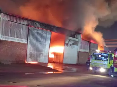 Incendio en la feria de Guaymall�n/ Fuente: Cuenta de X de Mat�as Pascualetti