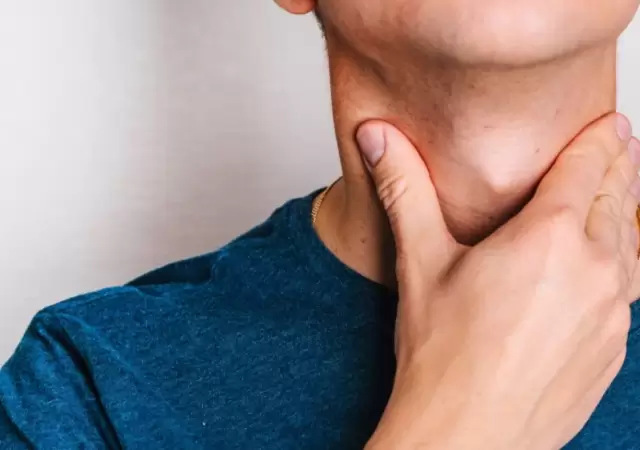 Puede afectar a personas de cualquier edad y presentar s�ntomas como inflamaci�n de ganglios, fiebre o p�rdida de peso.