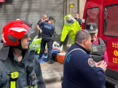 Por el derrame de cianuro de hidr�geno fueron evacuadas ciento de personas.