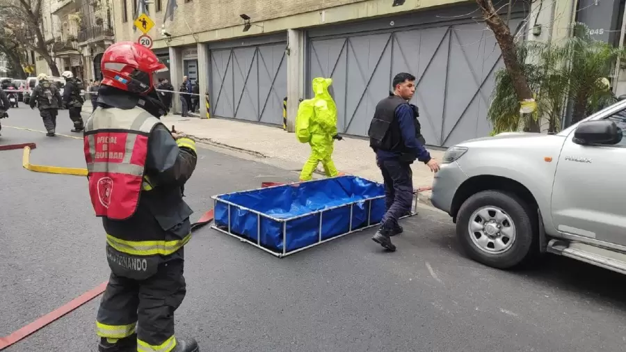 Defensa Civil y Guardia de Auxilio participaron del procedimiento.