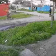 Un adolescente fue asesinado tras defender a su mam� de un robo