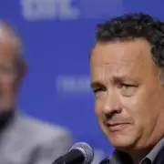 La estrella Tom Hanks en la mira de tiro de Donald Trump