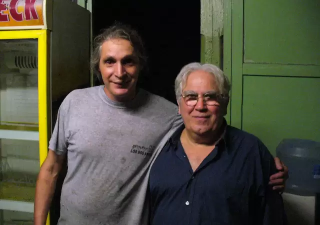 Marcelo Rinaldi junto al Tata Cedr�n