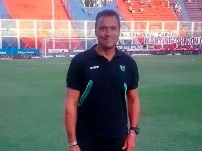 Falleci� Carlos Silva.
