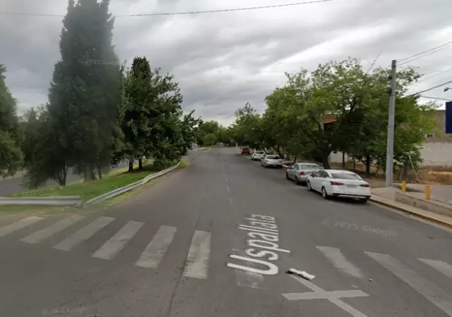 El cruce de las calles donde ocurri� el accidente.
