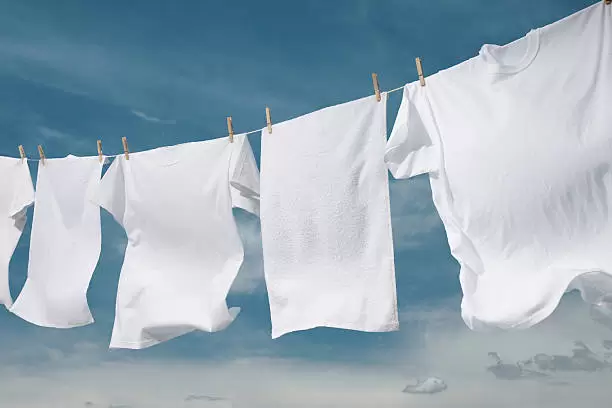 Ropa blanca.