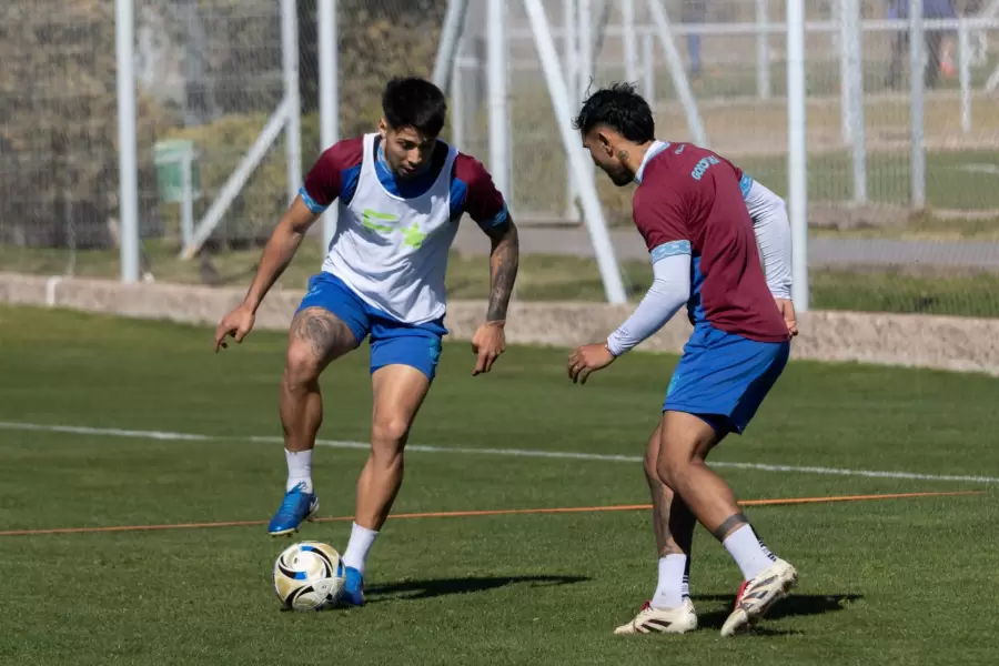 El Indio Fern�ndez ser� titular ante Barracas Central.