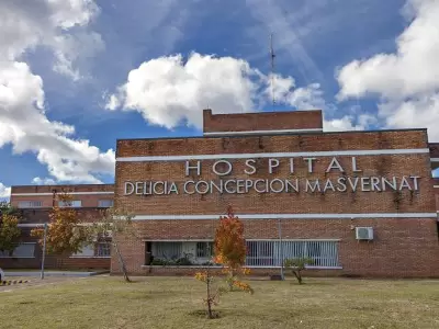 Hospital Delicia Concepci�n Masvernat, el nosocomio al que Jessica Bravo fue trasladada de urgencia. All� mismo falleci�.