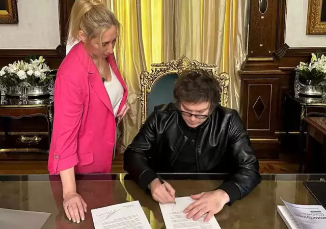 Milei vet� la Ley de Financiamiento Universitario