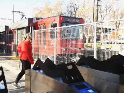 Paradores inteligentes de Metrotranv�a.