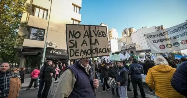 "Habr� que ver si el Congreso insiste con las mayor�as que indica la Constituci�n, que son dos tercios para rechazar el veto" (A. Gil Dom�nguez)