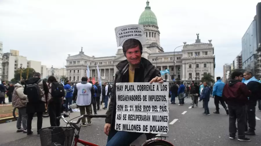 El proyecto de Diputados buscaba garantizar la protecci�n y el sostenimiento del financiamiento de la educaci�n universitaria p�blica en Argentina.