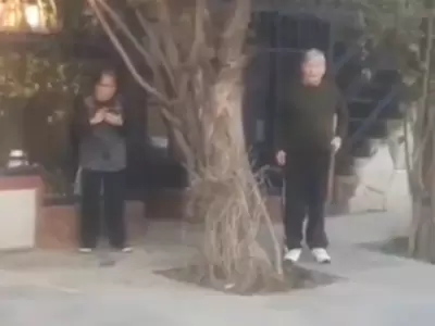 El hombre que disparo. /