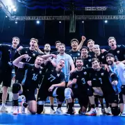 Argentina remont� un gran partido en el arranque del Mundial de v�ley