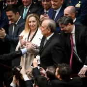 Javier Milei le tom� juramento a Lisandro Catal�n como nuevo ministro del Interior