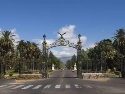 Portones del Parque San Mart�n