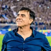 Oficial: Gustavo Quinteros, nuevo DT de Independiente hasta 2026