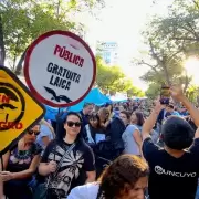 La rectora de la UNCuyo advierte: "Las universidades pueden morir por inanici�n"