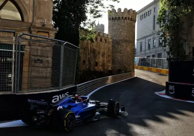 La temida curva 8 del circuito de Bak�.
