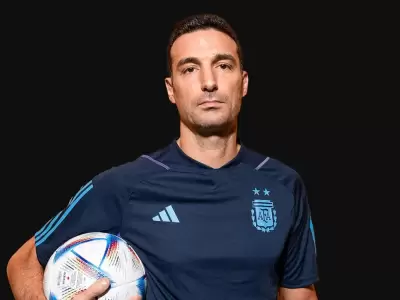 Scaloni presenta su biograf�a