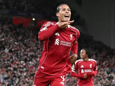 Liverpool venci� sobre la hora al Atl�tico del Cholo.