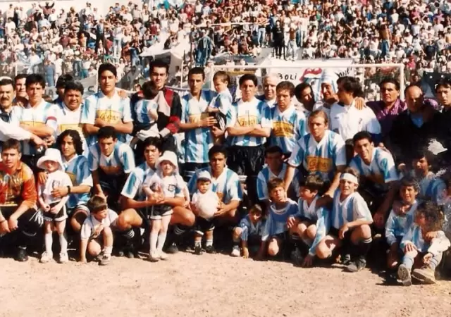 Una de las postales del campe�n hace 30 a�os