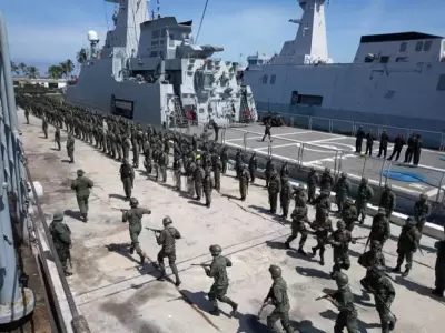 Las fuerzas armadas bolivarianas se despliegan en un ejercicio coordinado buscando disuadir a Washington de m�s acciones militares en el Caribe.