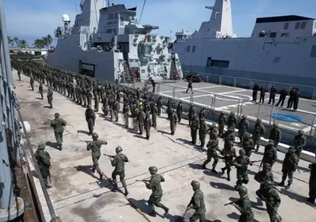Las fuerzas armadas bolivarianas se despliegan en un ejercicio coordinado buscando disuadir a Washington de m�s acciones militares en el Caribe.