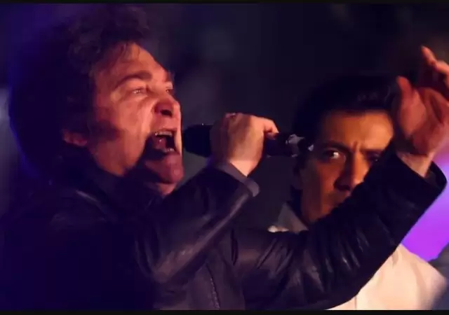 �Milei no se calla! Trat� de -mentiras de un chimentero berreta- los audios de la ANDIS y le peg� fuerte a CFK.