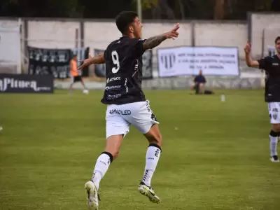 Gimnasia es l�der de su zona.