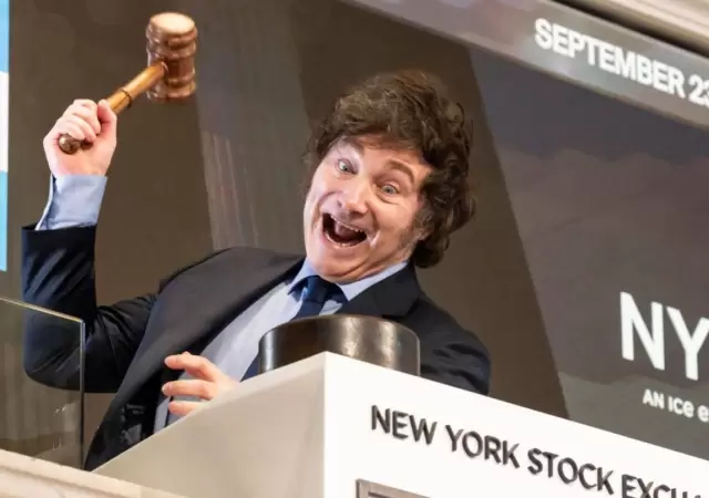 Cuando las acciones del presidente influyen en la pol�tica y econom�a. /