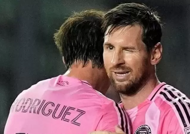 Messi marc� dos golazos en la victoria del Inter de Miami
